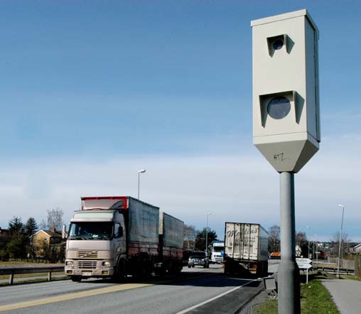 Samferdselsminister blokkerer livreddende fotobokser